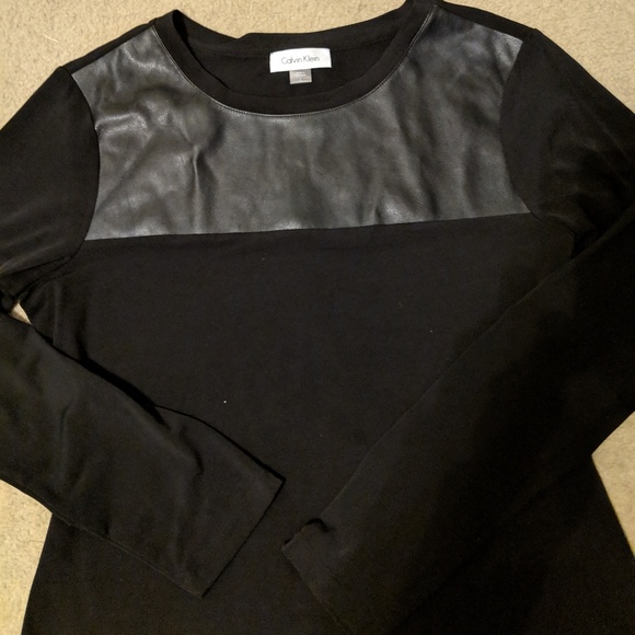 Calvin Klein top with leather detailing - Picture 2 of 3